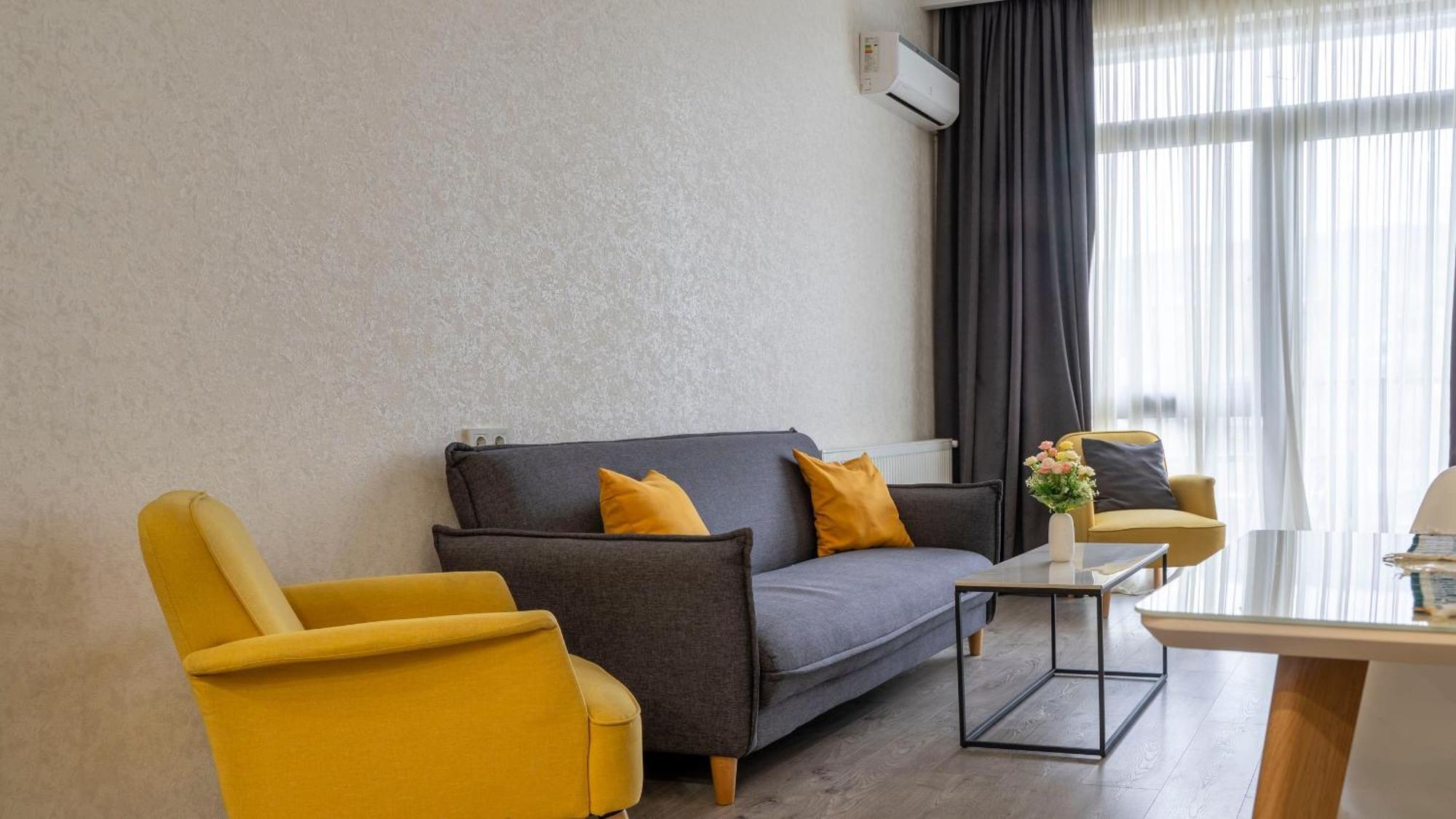Cozy Apartment In The Heart Of Тбилиси Экстерьер фото